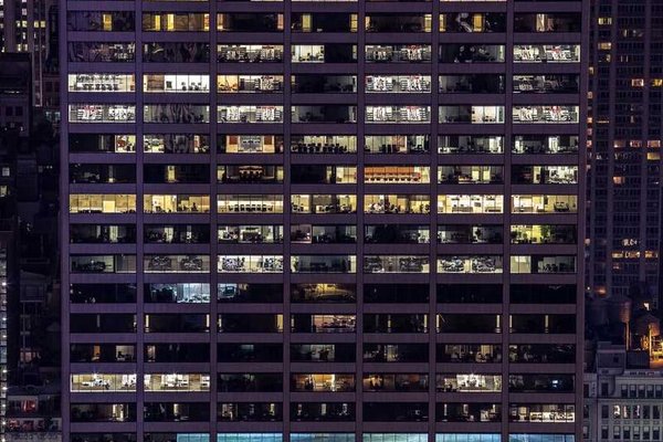 Alman otomobil pazarı 2026’da %2 büyüyecek, elektrikli satışları %17 artacak, VDA’ya göre