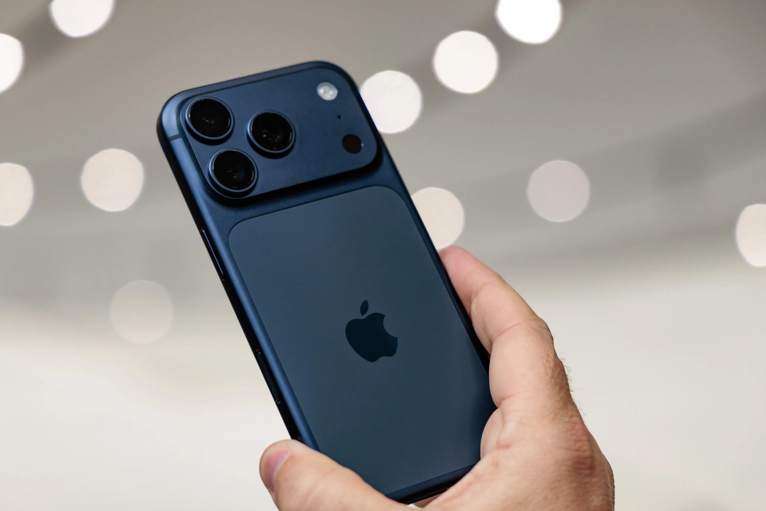 Dünya genelinde aktif her dört akıllı telefondan biri iPhone