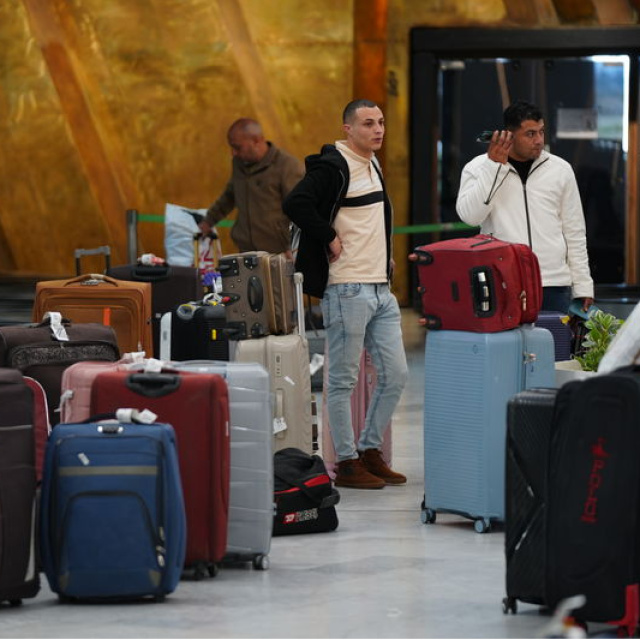 İran’da sivil uçuşlar başlıyor