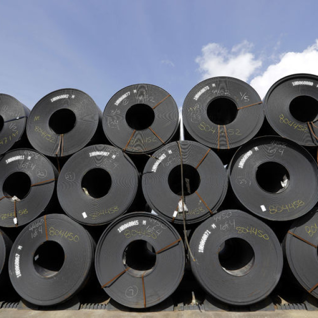 İran’dan çelik ihracatına kısıtlama