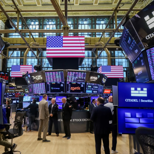 S&P 500 ve Nasdaq’tan son yılların en iyi aylık performansı