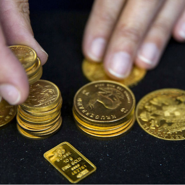 Altın doların zayıflamasıyla desteklendi