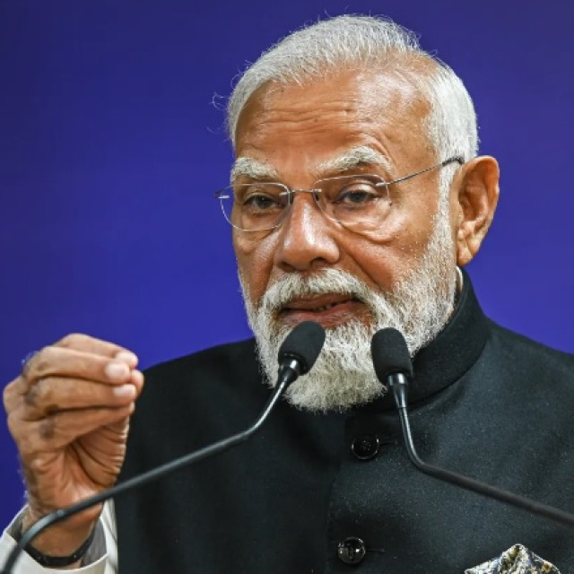 Modi’den ‘altın almayın’ çağrısı