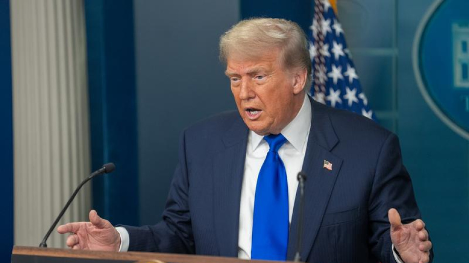 Trump’ın mali beyanı yılın başında milyonlarca dolarlık menkul kıymet işlemi yapıldığını gösterdi