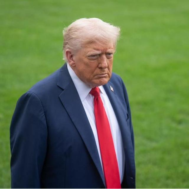 Trump: Gemiler Hürmüz Boğazı’ndan ayrılmaya başladı