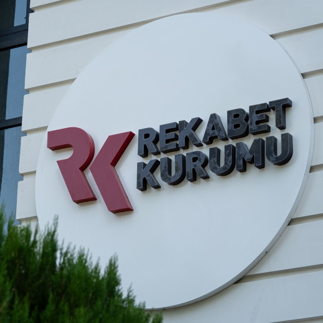 RK, Coca Cola’nın dolaplarında rakiplere ayrılan alanı artırdı
