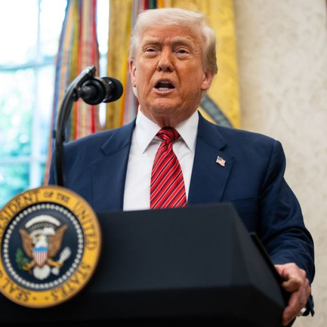 Trump, İran’a 300 milyar dolarlık ödeme iddialarını yalanladı