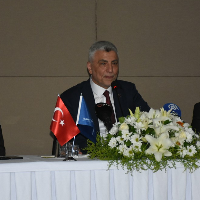 Bakan Bolat: Reklam konusunda önemli bir yönetmelik hazırlıyoruz