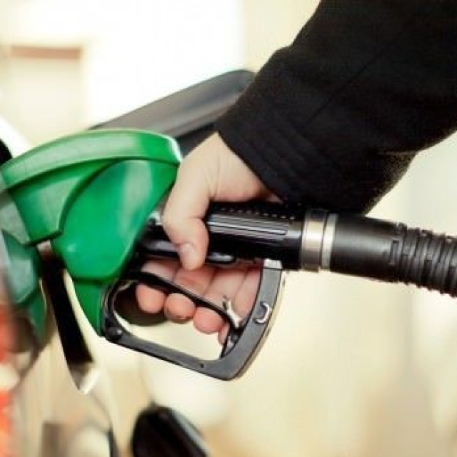 Benzine indirim geldi