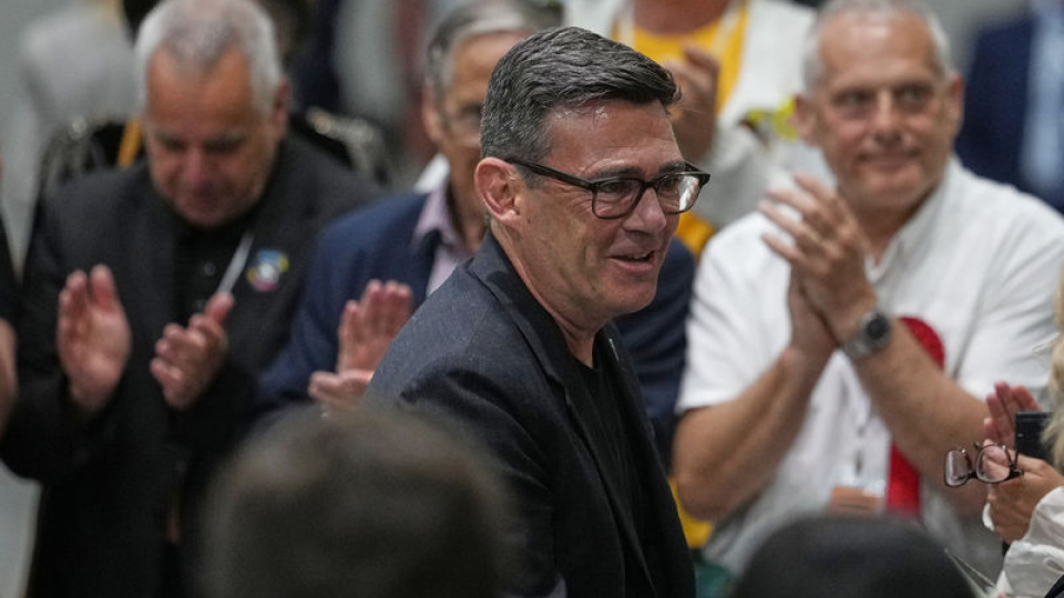 İngiltere’de Başbakan Starmer’ın koltuğunu sarsabilecek adaydan büyük zafer
