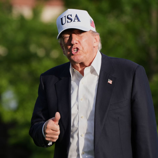 İsviçre’de heyetler görüşürken Trump’tan tehdit