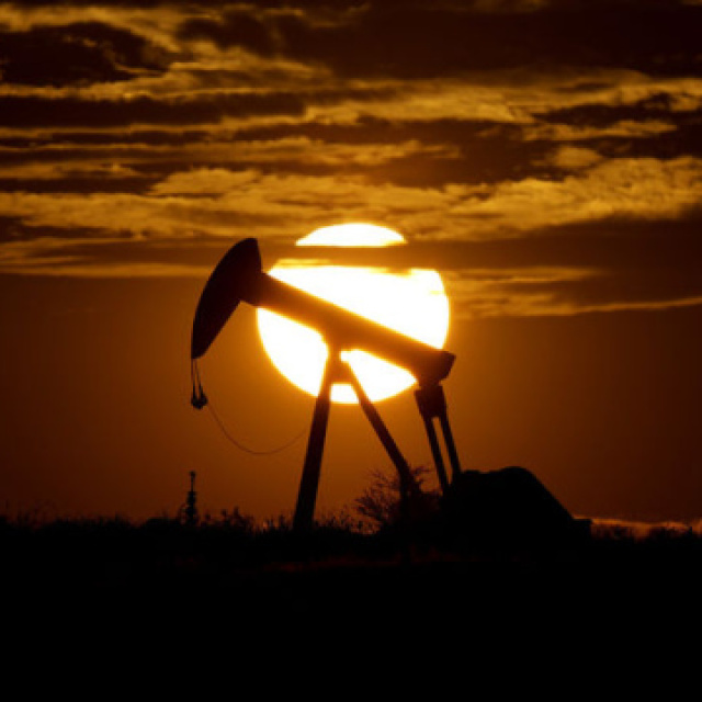 Petrol ABD-İran görüşmelerindeki ilerleme sinyalleriyle geriledi