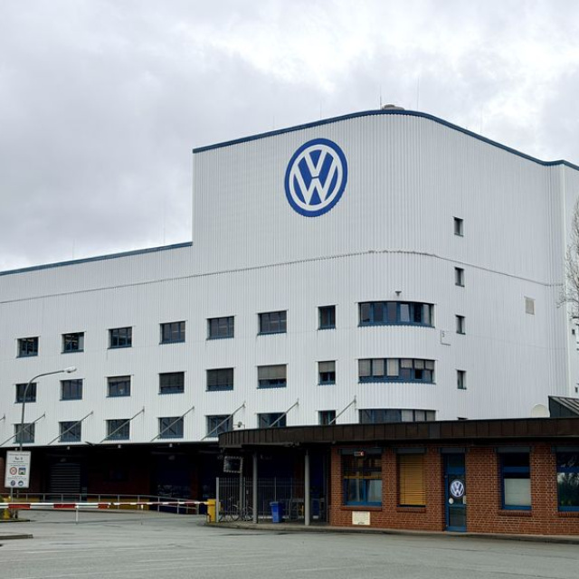 Volkswagen 100 bin çalışanı işten çıkarmayı planlıyor