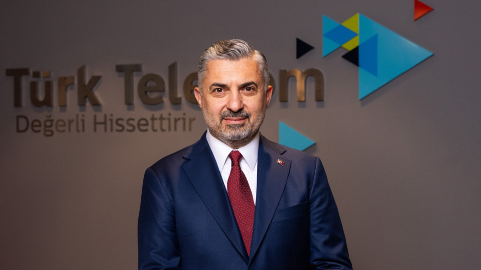 “Türk Telekom olarak dijital dönüşüme liderlik ediyoruz”