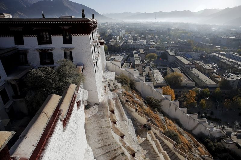 Tibet kökenli aktivist BM önünde kendini yaktı, hayatını kaybetti